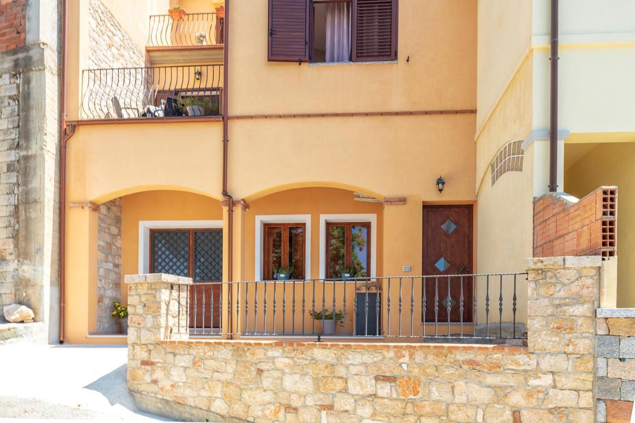 Ferienwohnung Usuonu Baunei Exterior foto